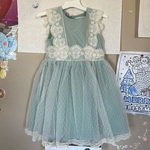 🌹🐘🌹🐘Abel and lula baby dress